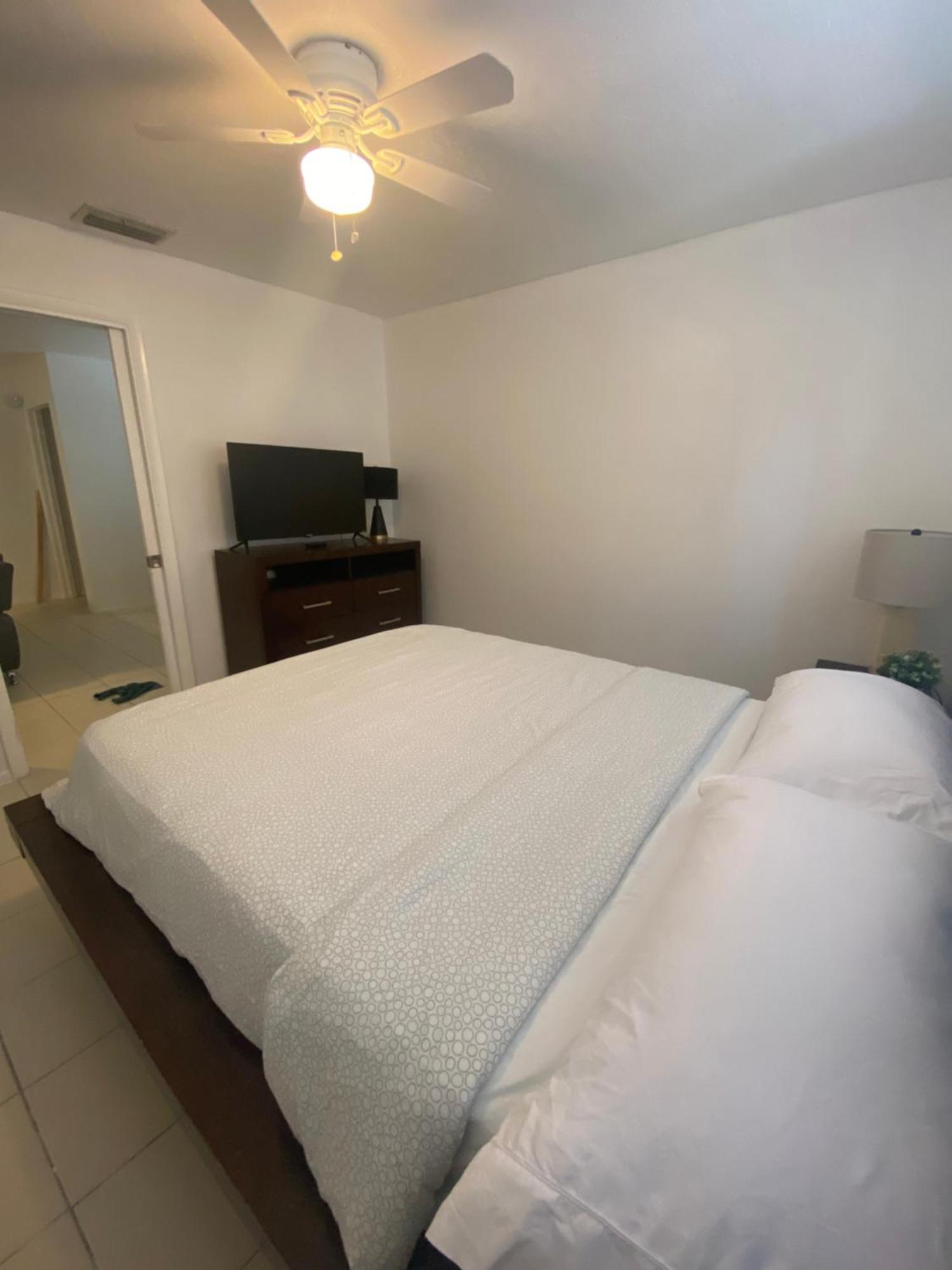 Cozy Downtown Apartments On Water Fort Lauderdale Eksteriør billede